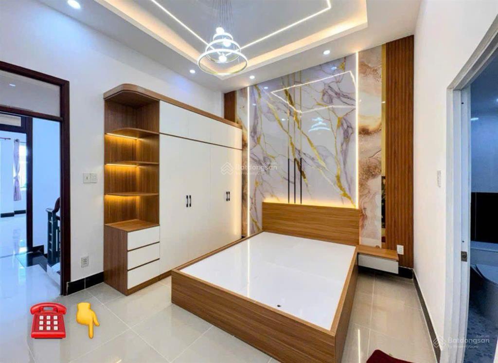 Bán nhà giá 3tỷ320/65m2, đường oto 6m phan đình phùng  phú nhuận, cho thuê 20 triệu, gần cầu kiệu