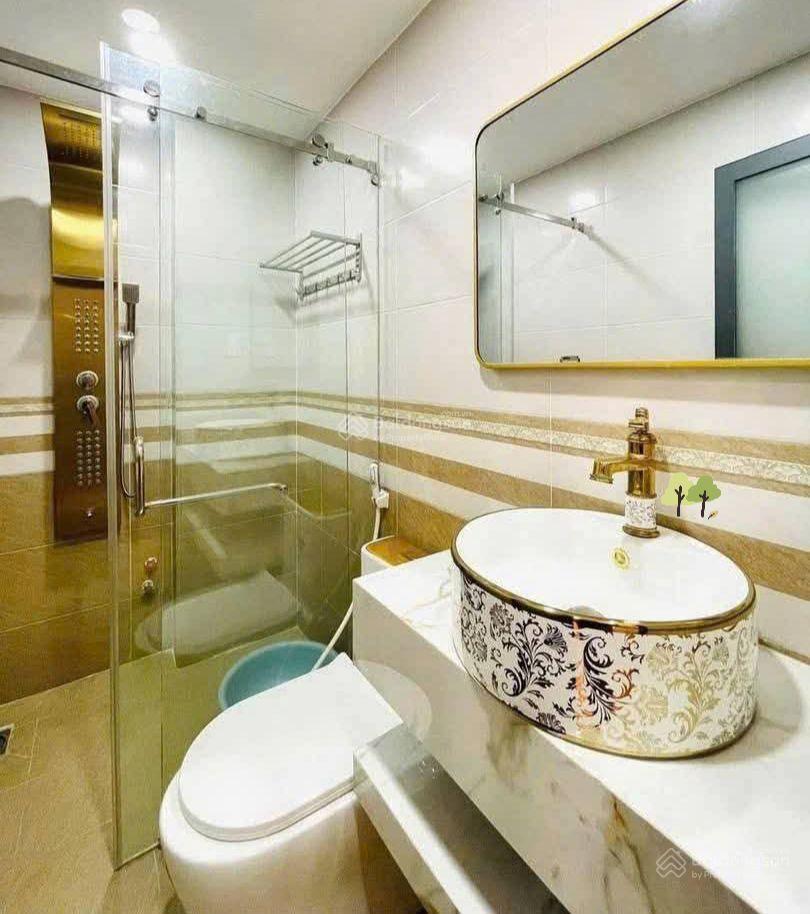 Giảm giá sâu nhà nguyễn bỉnh khiêm  quận 1, 80m2, cho thuê 32tr, gần cầu điện biên phủ