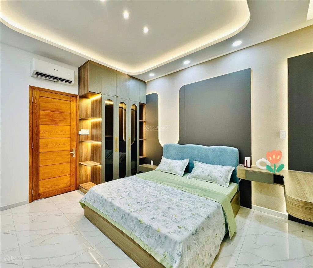 Bán nhà cho thuê 20tr, đường nguyễn trọng tuyển tân bình, giá 3tỷ360/67,5m2, gần cv hoàng văn thụ