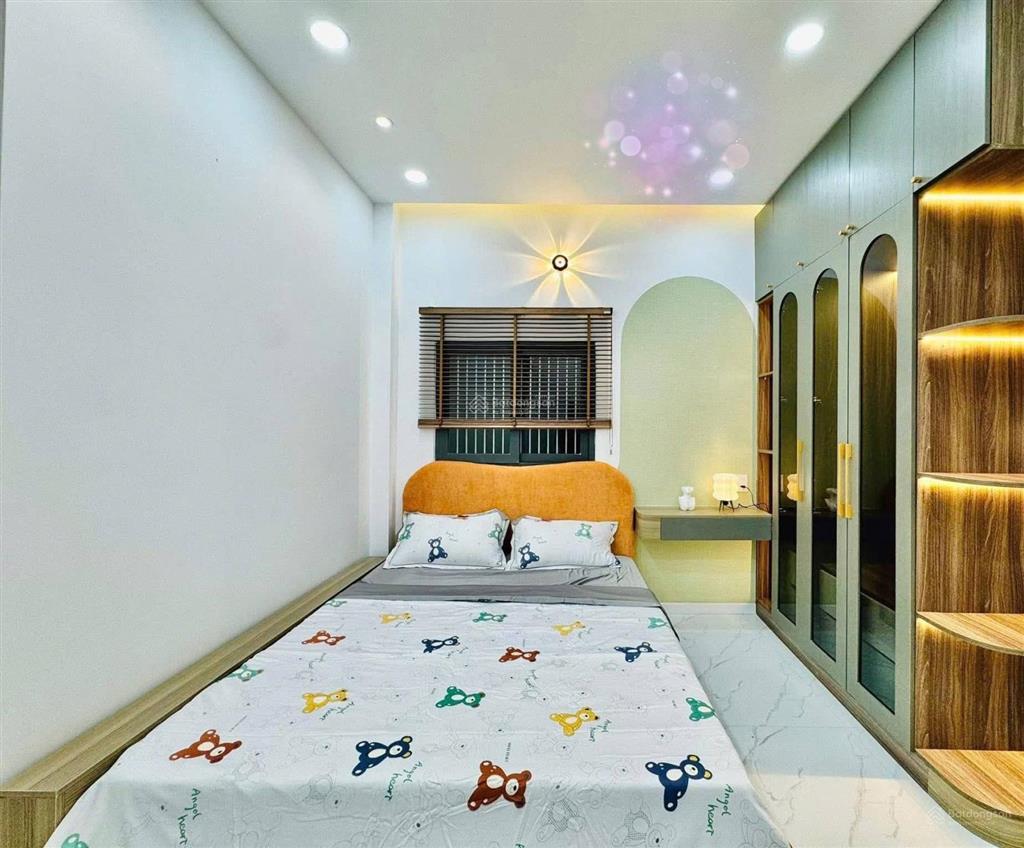 Bán nhà cho thuê 20tr, đường nguyễn trọng tuyển tân bình, giá 3tỷ360/67,5m2, gần cv hoàng văn thụ