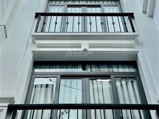 Chủ bán nhà hoàng minh giám  phú nhuận, giá 3tỷ480/72m2, cho thuê 23tr, gần công viên gia định.