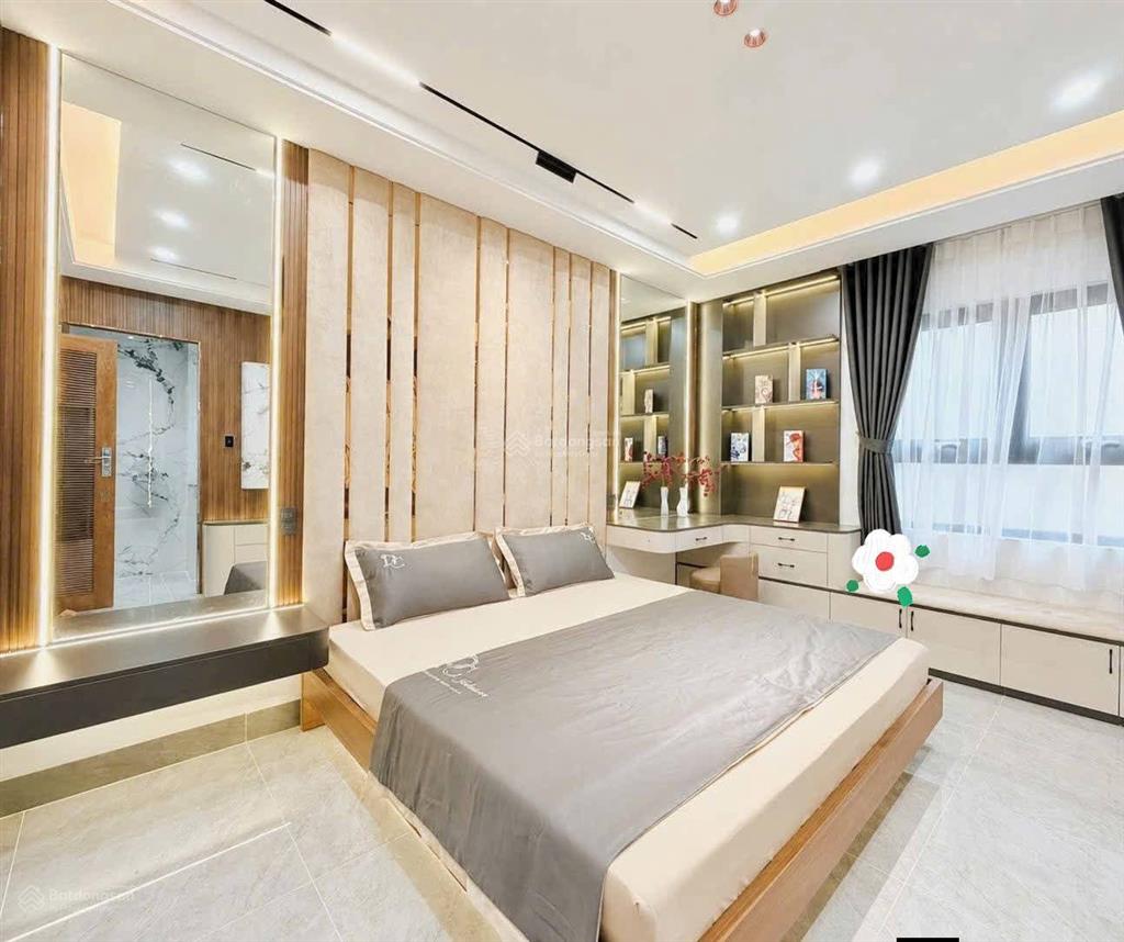 Bán nhà chính chủ 70,7m2, đường trần huy liệu  phú nhuận, cho thuê 24tr, gần bv an sinh