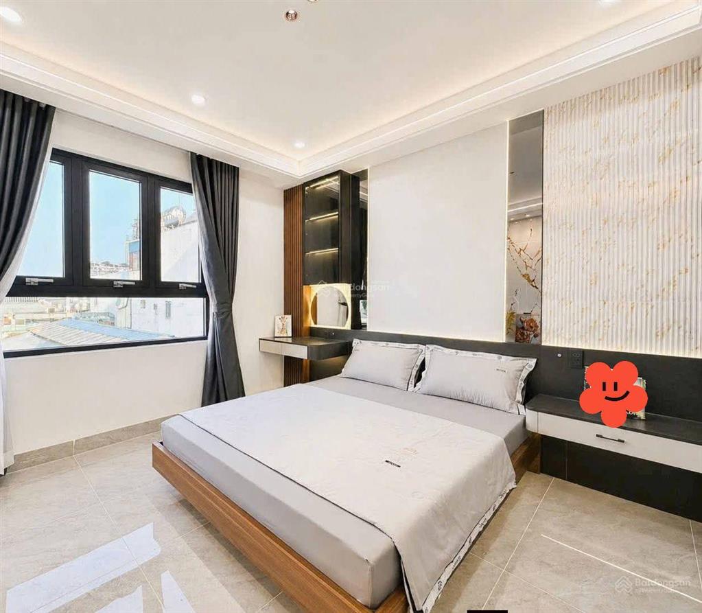 Bán nhà chính chủ 70,7m2, đường trần huy liệu  phú nhuận, cho thuê 24tr, gần bv an sinh