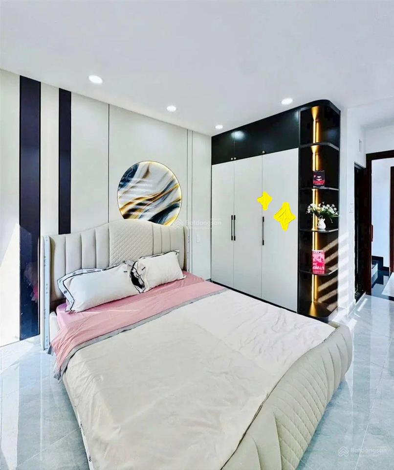Nhà nhà đường 6,2m nguyễn duy trinh  thủ đức, giá 3tỷ050/68m2, cho thuê 21tr, gần bv lê văn thịnh