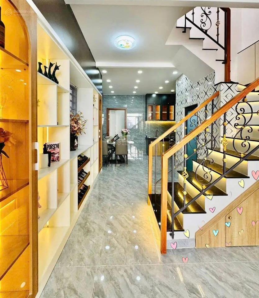 Nhà nhà đường 6,2m nguyễn duy trinh  thủ đức, giá 3tỷ050/68m2, cho thuê 21tr, gần bv lê văn thịnh