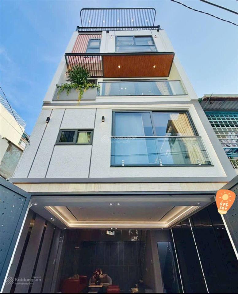 Chú thịnh bán nhà đường oto nguyễn thông  quận 3, 82,2m2, cho thuê 28tr, gần ga sài gòn