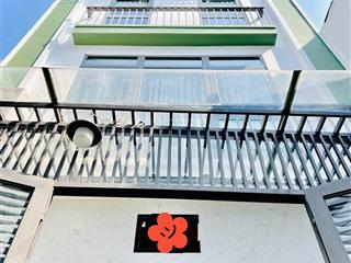 Bán nhà đường oto lê văn sỹ  phú nhuận, 80m2, cho thuê 24tr, gần chợ trần hữu trang