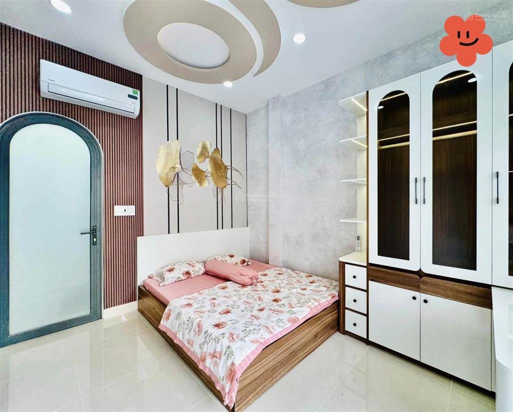 Chuyển chổ ở bán nhà đường ô tô vườn chuối  q. 3, 78,6m2, cho thuê 26tr, gần bv bình dân