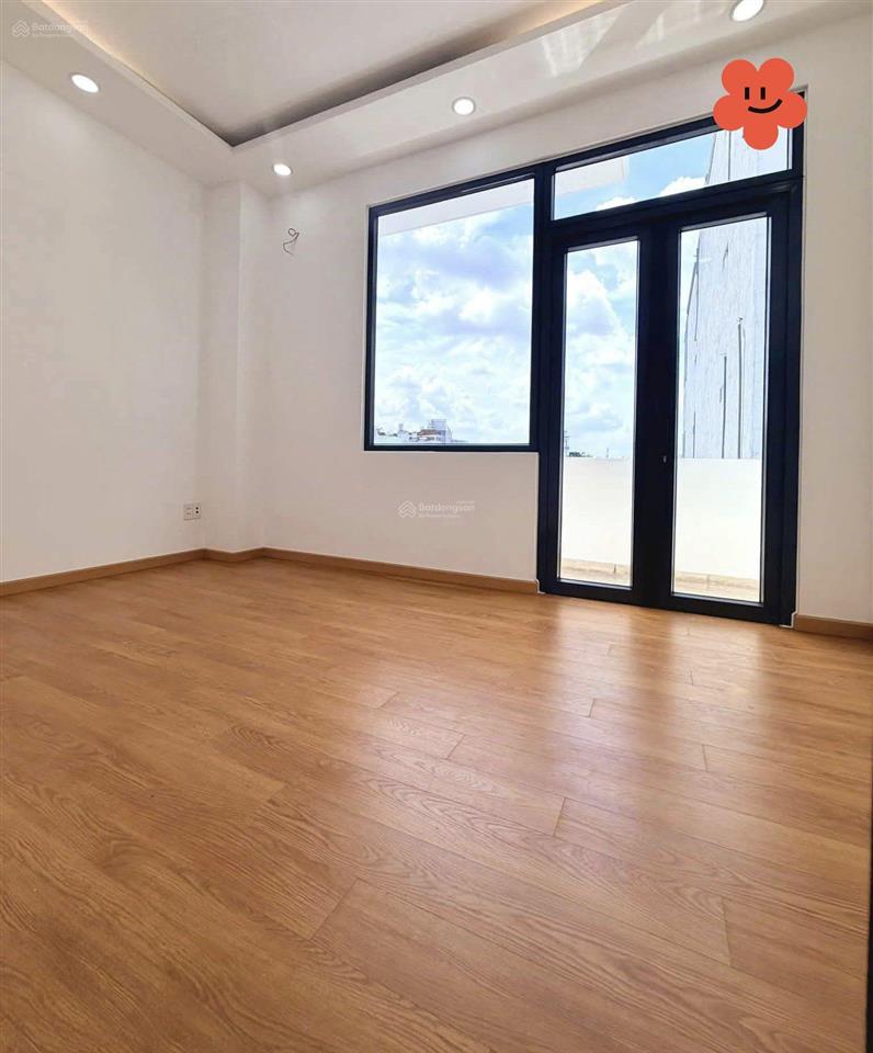 Giảm giá nhà thích quảng đức  phú nhuận, 80,8m2, cho thuê 24tr, gần công viên gia định