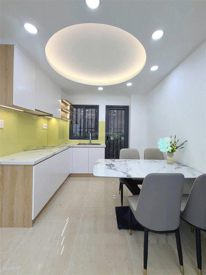 Giảm giá nhà thích quảng đức  phú nhuận, 80,8m2, cho thuê 24tr, gần công viên gia định