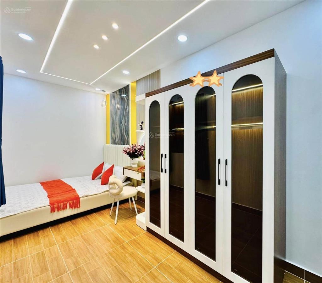 Xoay vốn bán nhà đặng văn ngữ  phú nhuận, 72m2, cho thuê 22tr, gần thcs ngô tất tố