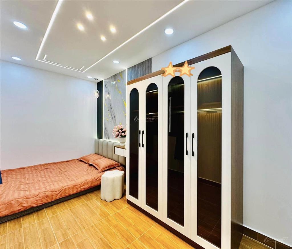 Xoay vốn bán nhà đặng văn ngữ  phú nhuận, 72m2, cho thuê 22tr, gần thcs ngô tất tố