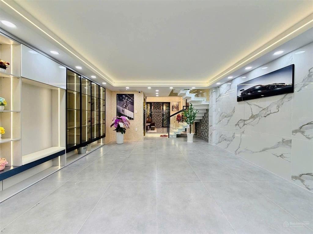 Bán nhà ngay trung tâm quận 1, 86,5m2. đường ôtô võ văn kiệt, cho thuê 36tr, gần chợ nga