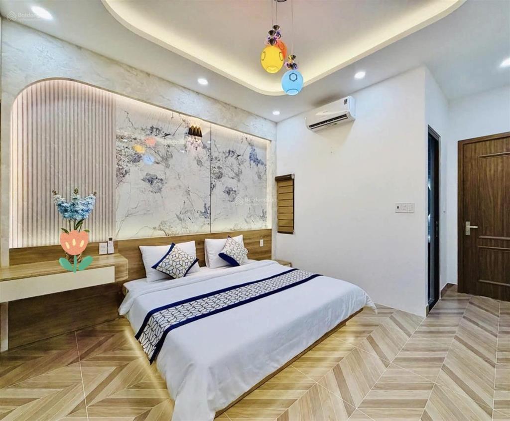 Đi định cư bán nhà 3tỷ550/78m2, đường oto nguyễn tiểu la  q.10, cho thuê 24tr, gần bv nhi đồng 1