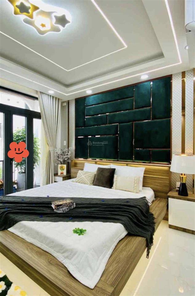 Giảm giá nhà phố 89m2, đường phùng khắc khoan  quận 1, cho thuê 35tr, gần cv lê văn tám