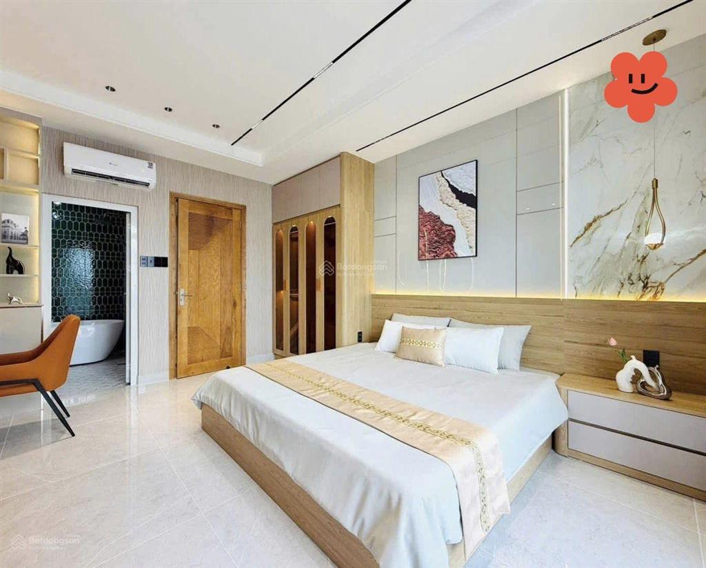 Siêu phẩm nhà phố đường oto đinh công tráng  q. 1, 90m2, cho thuê 35tr, gần cv lê văn tám