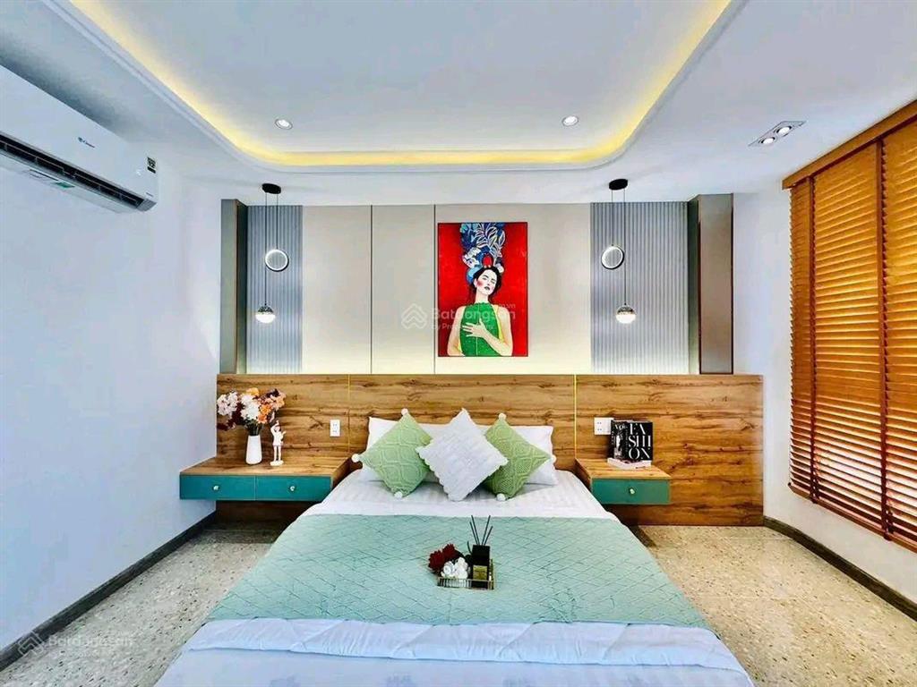 Siêu phẩm quận 5, giá 4tỷ200/76,3m2, đường ôtô trần tuấn khải, đang cho thuê 27tr, gần chợ hoà bình