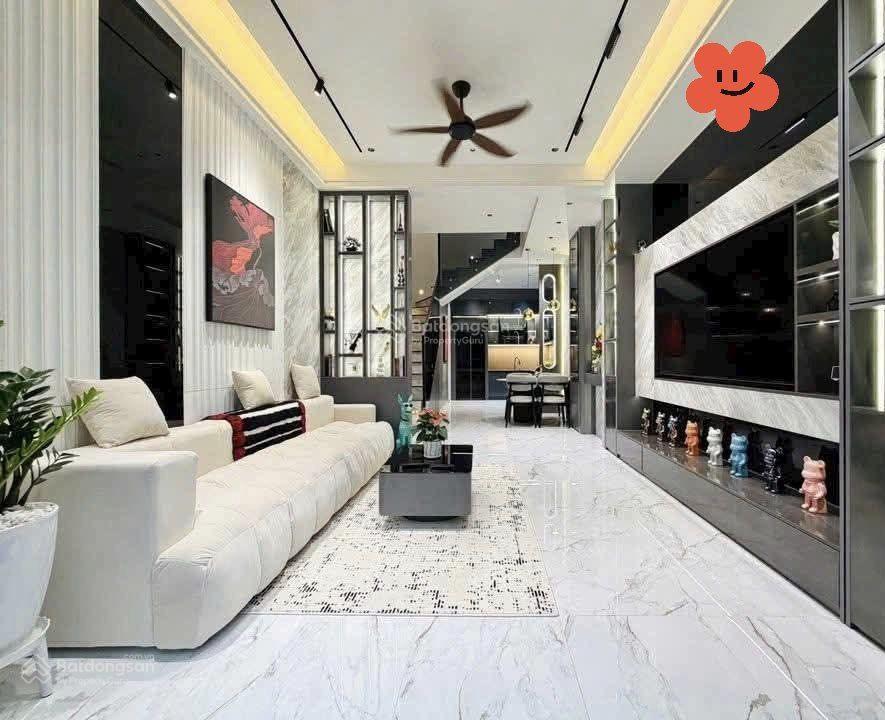 Chính chủ bán nhà đường đào duy từ  phú nhuận, giá 3tỷ420/72,5m2, cho thuê 23tr, gần chợ phú nhuận