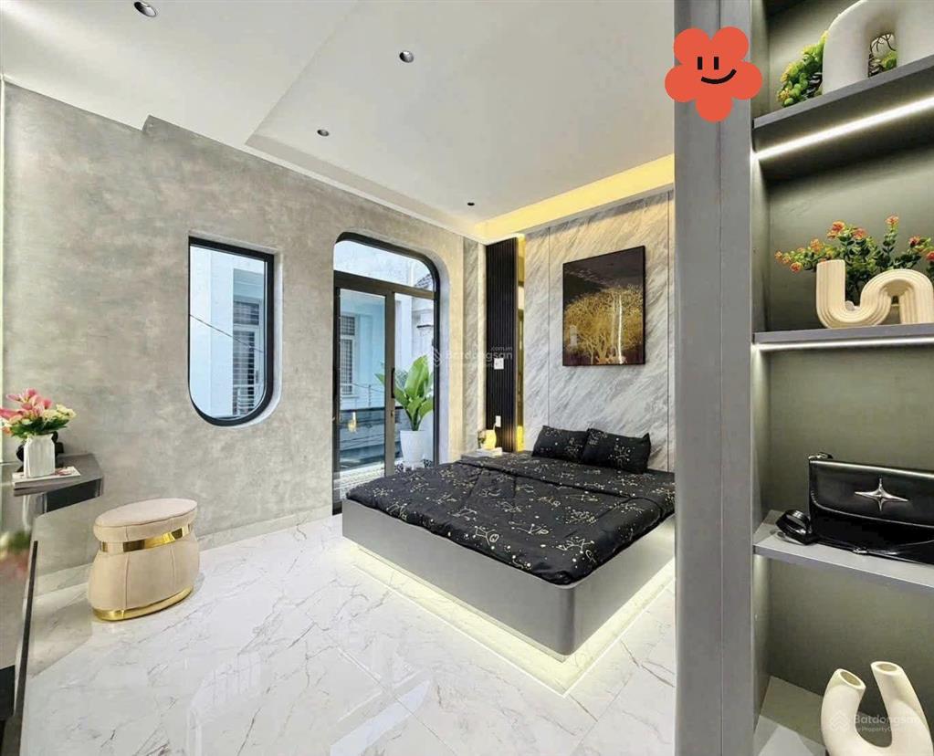Chính chủ bán nhà đường đào duy từ  phú nhuận, giá 3tỷ420/72,5m2, cho thuê 23tr, gần chợ phú nhuận