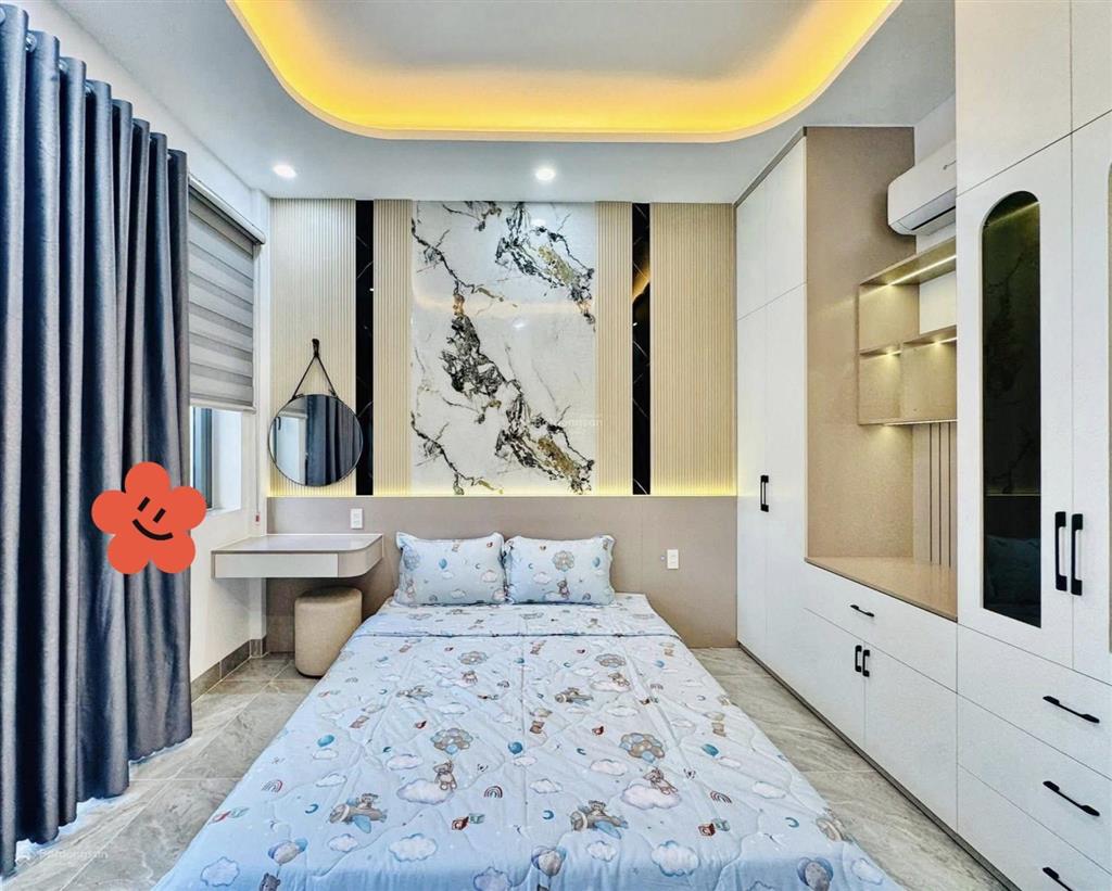 Xoay vốn bán nhà đường 6m lê quý đôn  quận 3, giá 8tỷ750/77,5m2, cho thuê 26tr, gần dinh độc lập