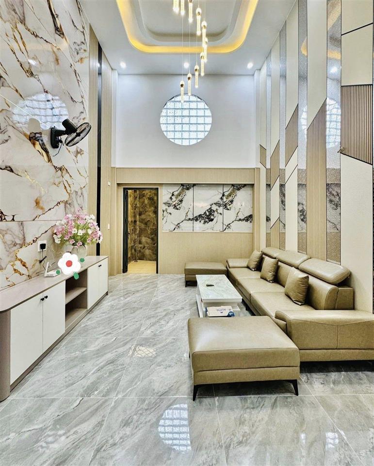 Xoay vốn bán nhà đường 6m lê quý đôn  quận 3, giá 8tỷ750/77,5m2, cho thuê 26tr, gần dinh độc lập