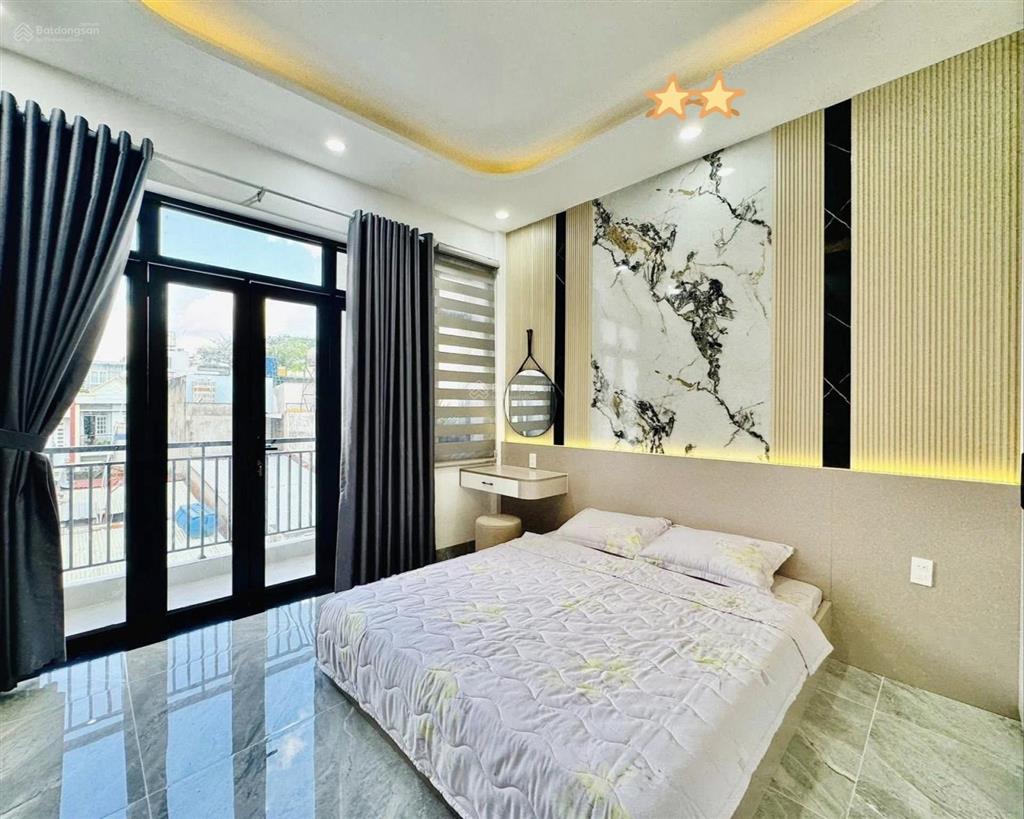 Xoay vốn bán nhà đường 6m lê quý đôn  quận 3, giá 8tỷ750/77,5m2, cho thuê 26tr, gần dinh độc lập
