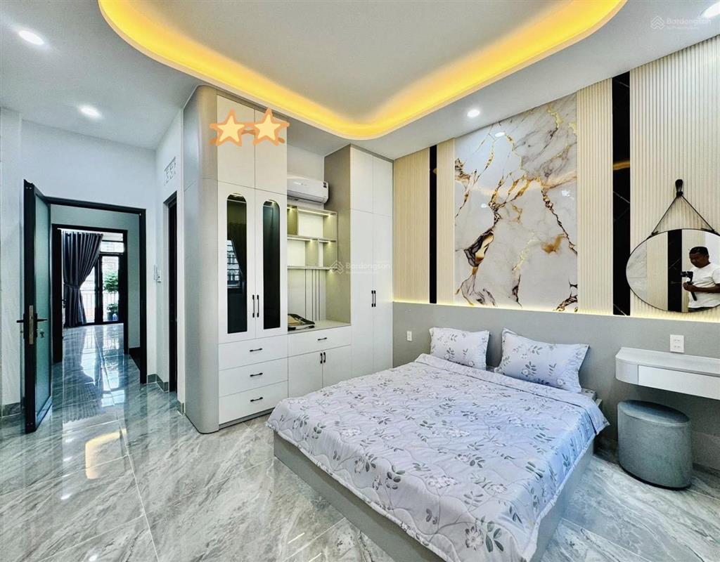 Xoay vốn bán nhà đường 6m lê quý đôn  quận 3, giá 8tỷ750/77,5m2, cho thuê 26tr, gần dinh độc lập