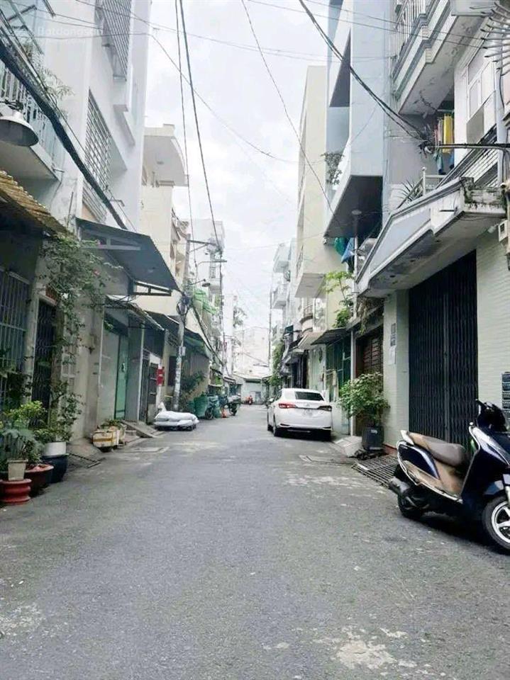 Bán nhà đường 6m nguyễn tất thành  quận 4, giá 3tỷ350/76m2, cho thuê 23tr, gần cầu khánh hội