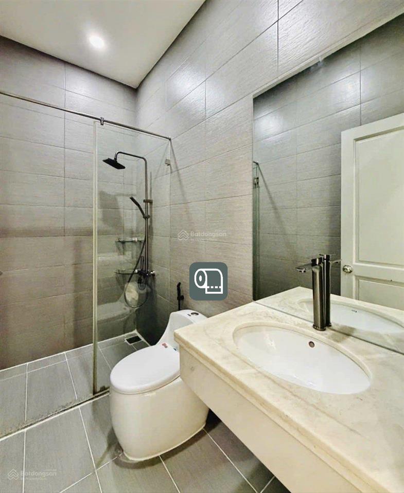 Đi úc bán nhà 9tỷ850/85,8m2, cho thuê 35tr, đường oto trần khánh dư  q.1, gần cầu trần khánh dư