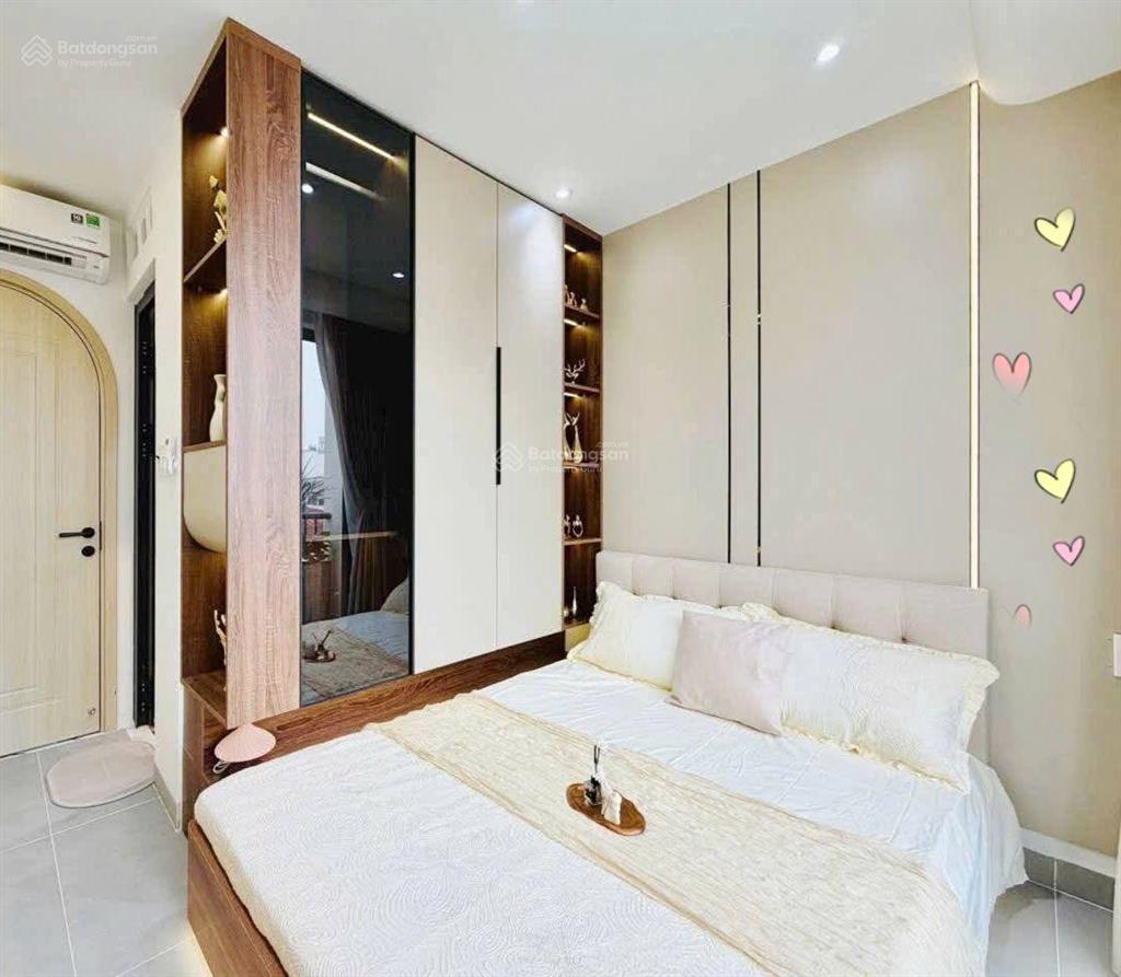 Xoay vốn bán nhà đường ô tô nguyễn biểu  quận 5, giá 3tỷ680/76m2, cho thuê 27 triệu, gần cầu chữ y