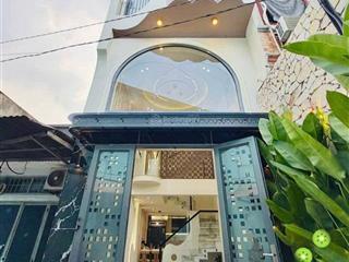 Xoay vốn bán nhà đường ô tô nguyễn biểu  quận 5, giá 3tỷ680/76m2, cho thuê 27 triệu, gần cầu chữ y