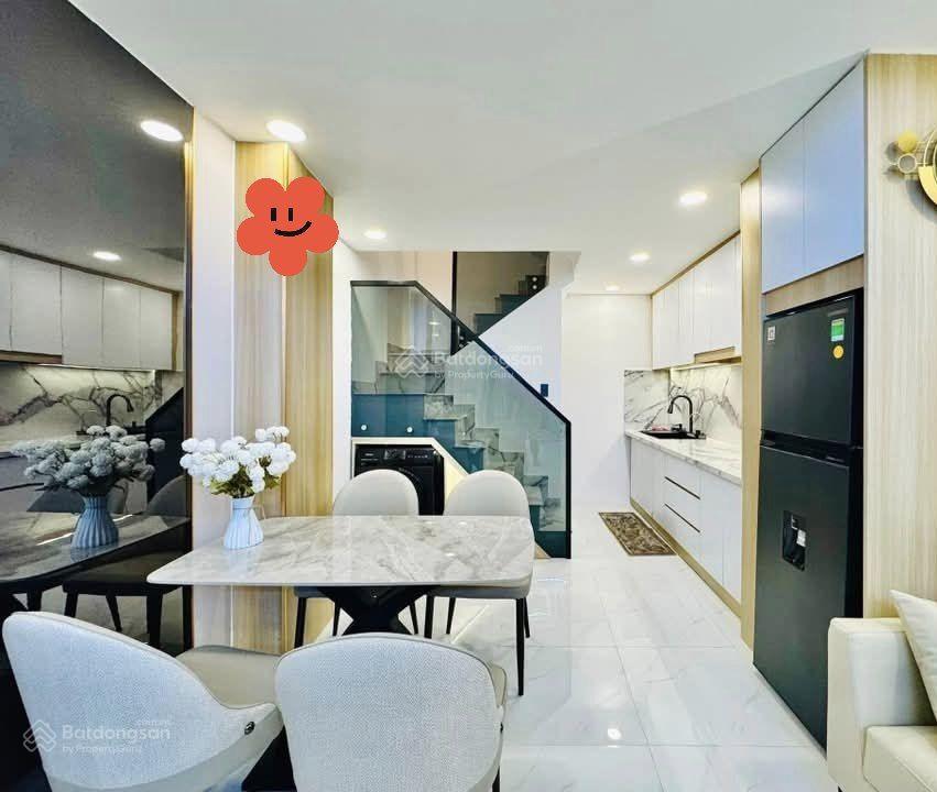 Cô thu bán nhà 8tỷ550/79,5m2, cho thuê 22tr, đường hoàng hoa thám tân bình, gần chợ hoàng hoa thám