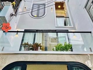 Cô thu bán nhà 8tỷ550/79,5m2, cho thuê 22tr, đường hoàng hoa thám tân bình, gần chợ hoàng hoa thám