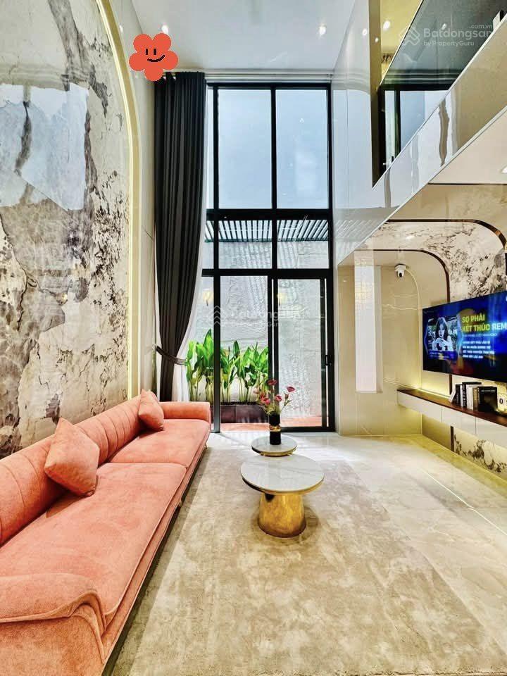 Nhà ngộp đường ôtô nguyễn thông  quận 3, 80,2m2, cho thuê 28tr, gần công trường dân chủ