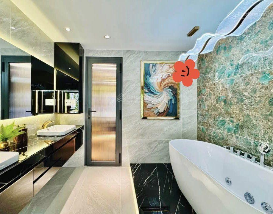 Nhà ngộp đường ôtô nguyễn thông  quận 3, 80,2m2, cho thuê 28tr, gần công trường dân chủ