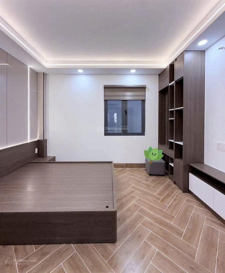 Xoay vốn bán gấp nhà đường 6,5m trần não  quận 2, 75m2, cho thuê 26tr, gần cầu sài gòn