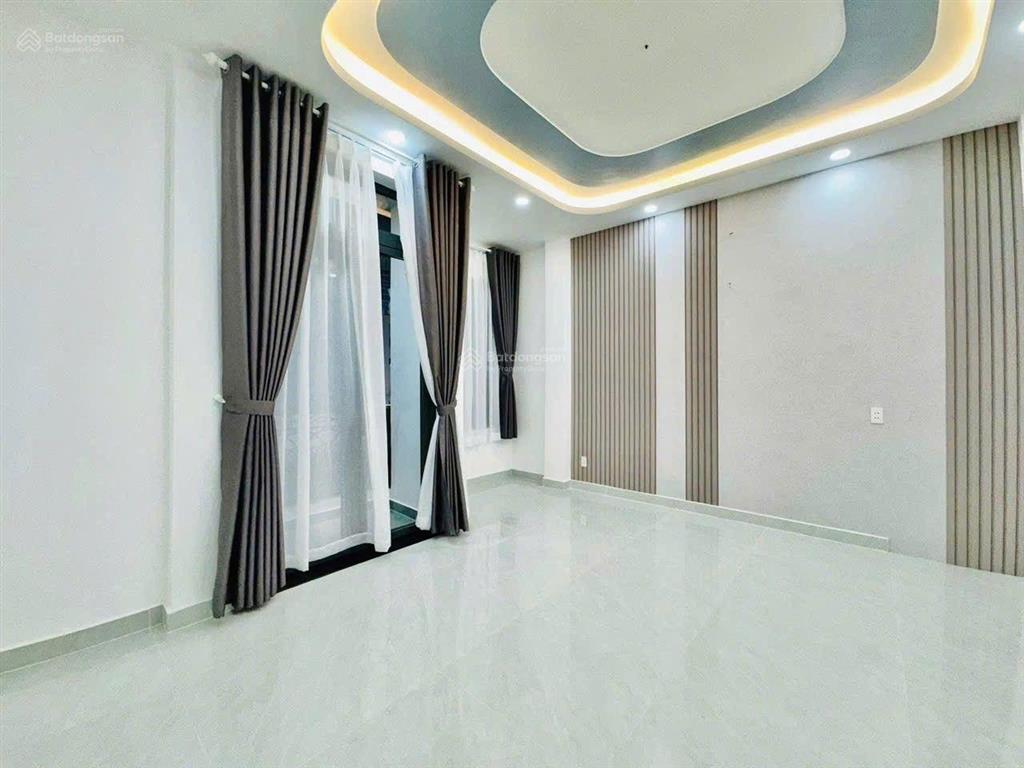 Cô giang bán nhà đang cho thuê 22tr đường oto phó cơ điều  q.11, giá 8tỷ520/76,5m2, gần bv chợ rẫy