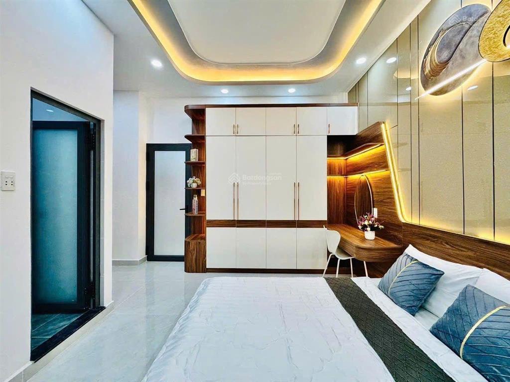 Cô giang bán nhà đang cho thuê 22tr đường oto phó cơ điều  q.11, giá 8tỷ520/76,5m2, gần bv chợ rẫy