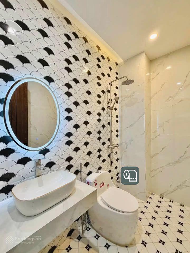 Bán nhà đường vũ tùng  bình thạnh, giá 9tỷ460/76,2m2, đang cho thuê 25tr, gần chợ bà chiểu