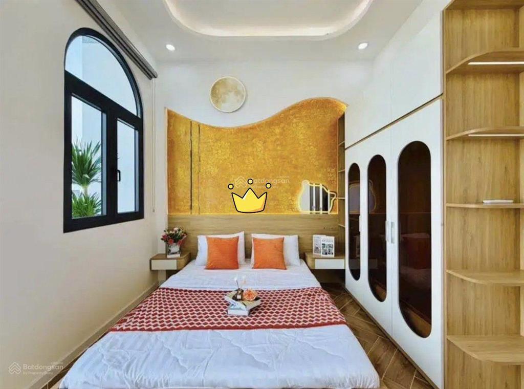 Đi định cư bán nhà giá 2tỷ960/55m2, đường oto hoàng diệu  quận 4, cho thuê 20tr, gần chợ xóm chiếu