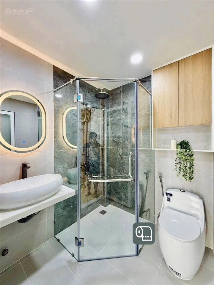 Chú huy bán nhà giá 3tỷ505/69m2, đường nguyễn hữu cảnh  bình thạnh, cho thuê 23tr, gần landmark 81