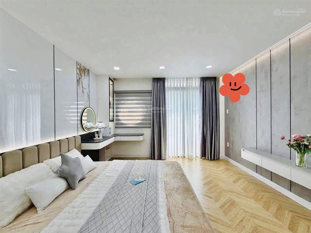 Chú huy bán nhà giá 3tỷ505/69m2, đường nguyễn hữu cảnh  bình thạnh, cho thuê 23tr, gần landmark 81