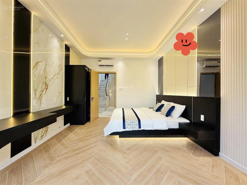 Bán nhà hẻm ô tô vô tới nhà đường số 3  quận 2, giá chỉ 8tỷ460/65m2, cho thuê 22tr, gần chợ đo đạt