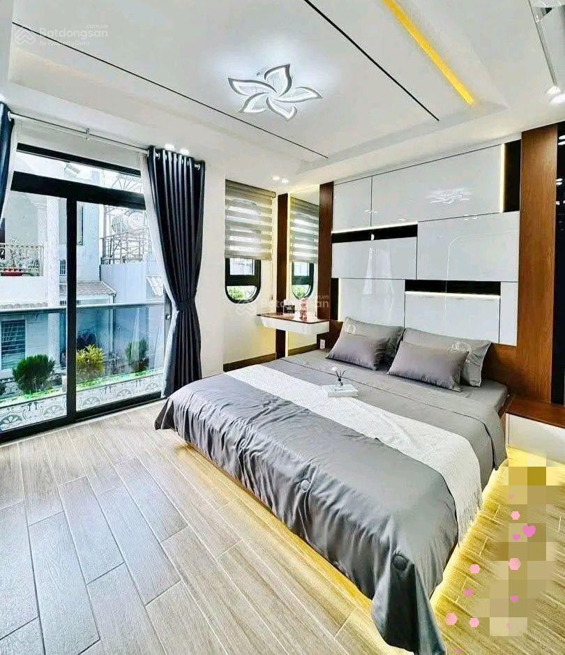 Bán căn nhà đường lý tự trọng  quận 1, 80m2, đang cho thuê 36tr, gần cầu ba son