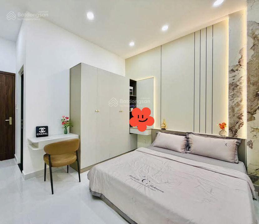 Bán nhà giá 4tỷ850/85m3, đường oto trần nhật duật  quận 1, cho thuê 32tr, gần chợ tân định