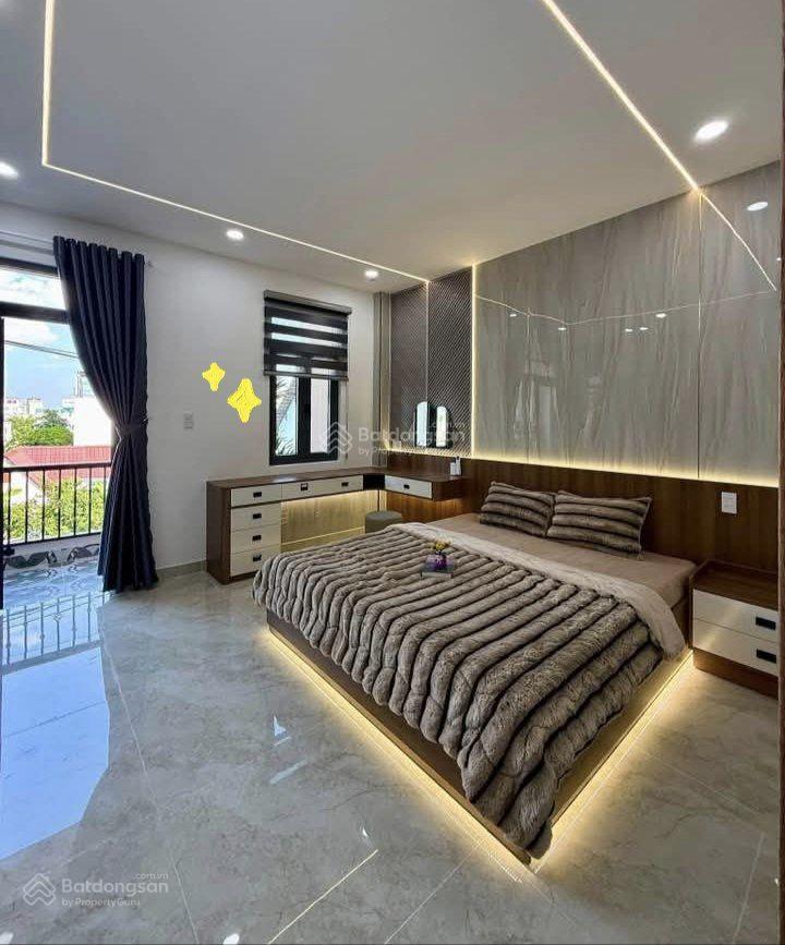 Bán gấp nhà đường oto ngô tất tố  bình thạnh, giá 3tỷ505/68m2, cho thuê 24tr, gần cầu thị nghè