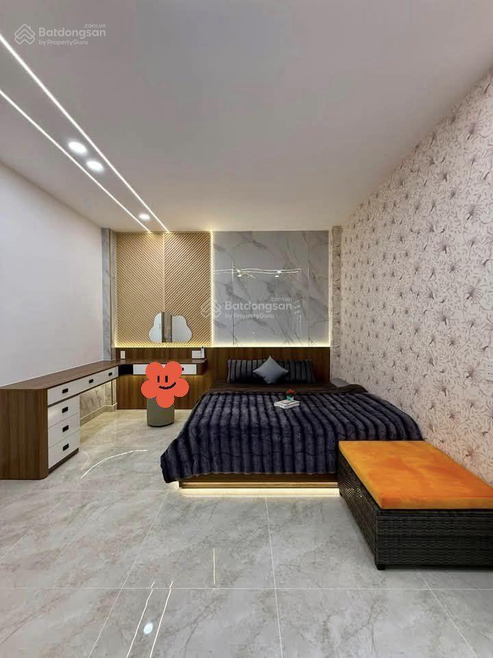 Bán gấp nhà đường oto ngô tất tố  bình thạnh, giá 3tỷ505/68m2, cho thuê 24tr, gần cầu thị nghè
