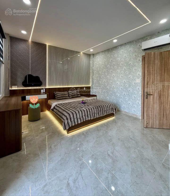 Bán gấp nhà đường oto ngô tất tố  bình thạnh, giá 3tỷ505/68m2, cho thuê 24tr, gần cầu thị nghè