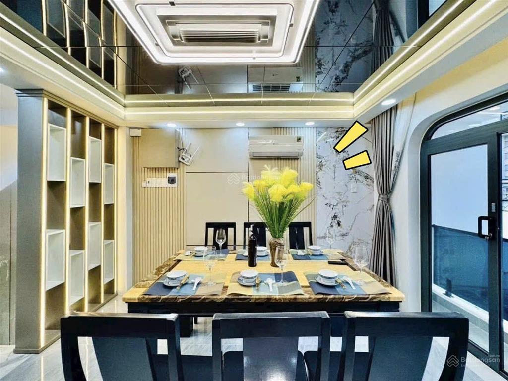 Giảm giá nhà quận 1, giá 9tỷ950/87m2, đ. oto trần nhất duật, cho thuê 32tr, gần trung tâm y tế q.1