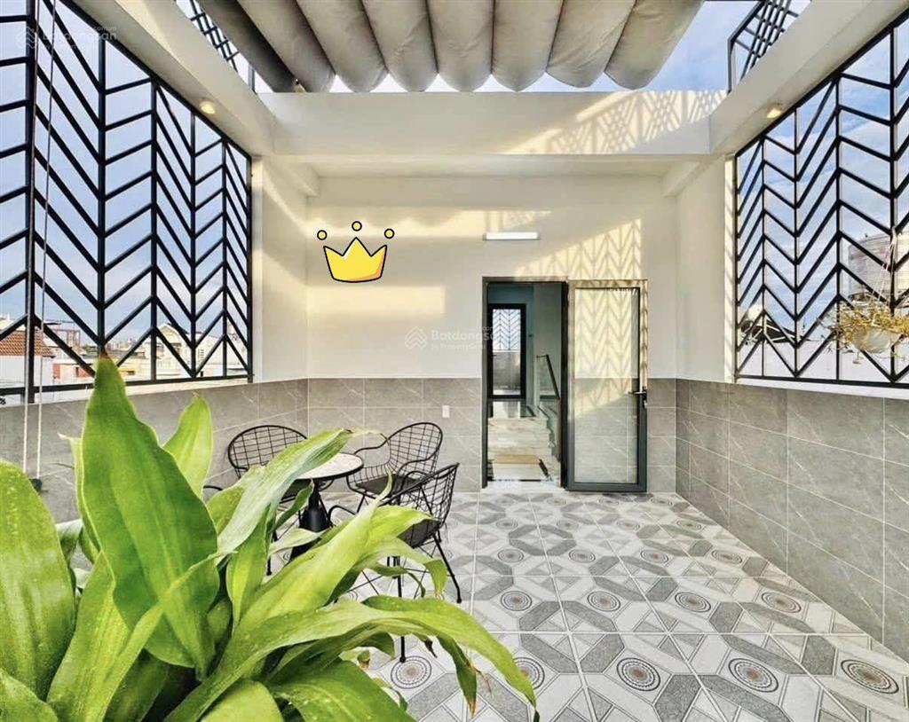 Giảm giá nhà quận 1, giá 9tỷ950/87m2, đ. oto trần nhất duật, cho thuê 32tr, gần trung tâm y tế q.1